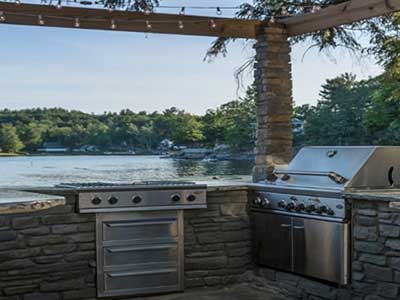 outdoor-kitchen-pic